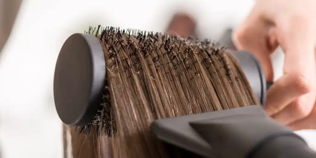 BG_Three_Common_Treatable_Causes_of_Female_Hair_Loss
